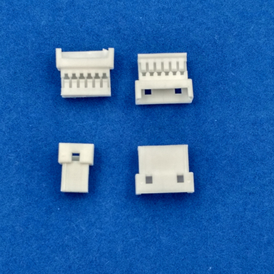 โฮสติ้งเชื่อมสาย 250 วอลต์ สําหรับ 1.25 มิลลิเมตร Pitch Pico Blade Molex 51021 เทียบเท่าสายติดต่อทองแดง
