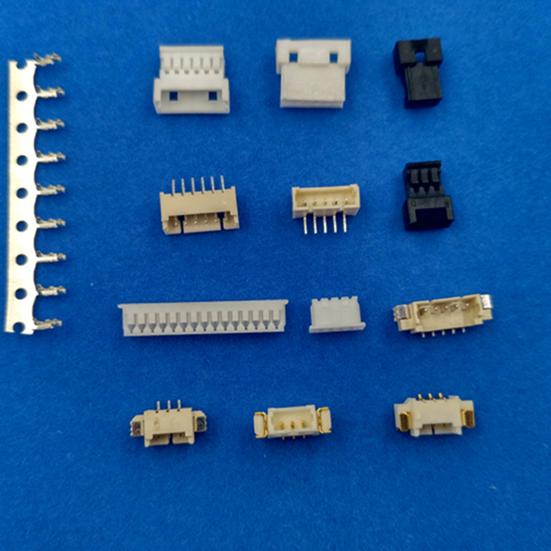 โฮสติ้งเชื่อมสาย 250 วอลต์ สําหรับ 1.25 มิลลิเมตร Pitch Pico Blade Molex 51021 เทียบเท่าสายติดต่อทองแดง